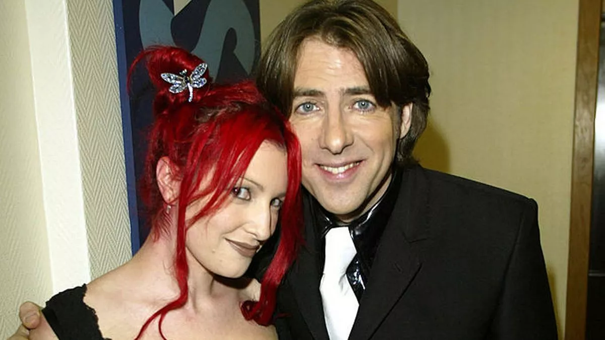jonathan ross wife and Public Life
