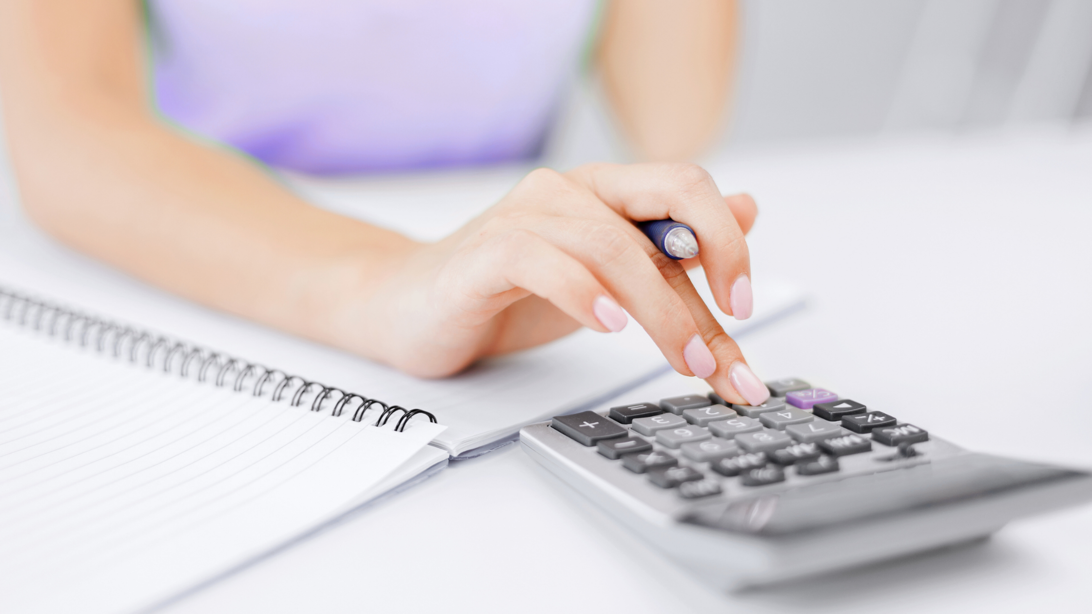 What is $40,000 a year hourly? A practical breakdown