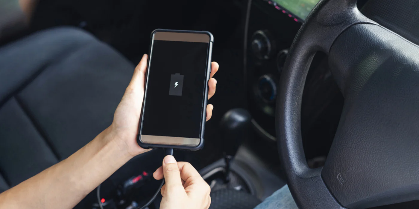 Choosing the Right Wireless Phone Charger for Car